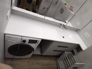 Столешница в ванную из камня: стиль, долговечность и практичность