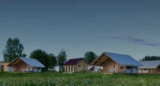 Строительство глэмпингов: новый тренд в туризме