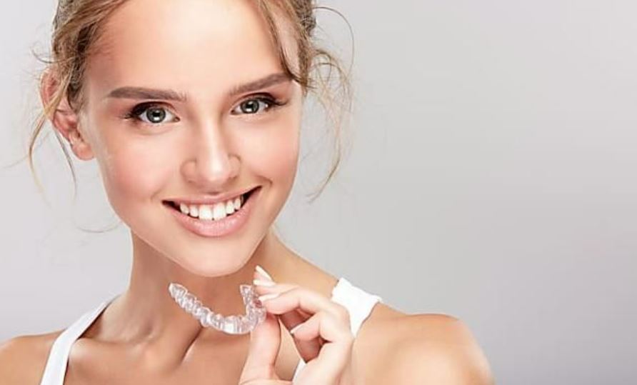 Отбеливание зубов: как добиться белоснежной улыбки
