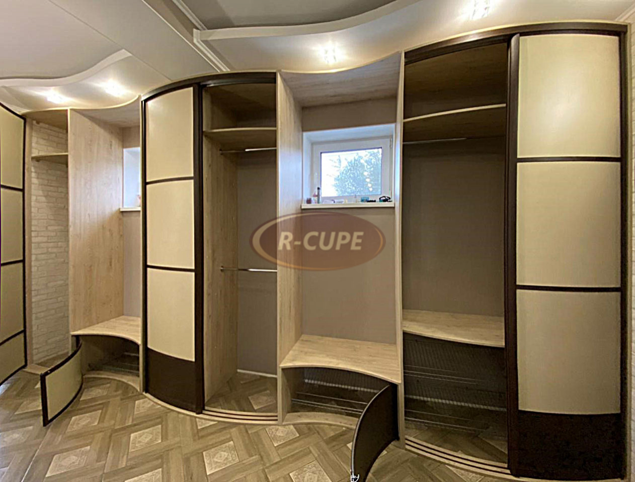 Шкафы-купе: функциональность, стиль и удобство в интерьере