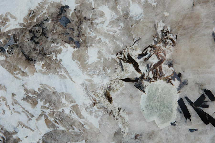 Гранит: универсальный камень для воплощения архитектурных и декоративных задумок