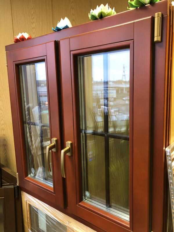 Окна из дуба и лиственницы: красота, долговечность и природная сила