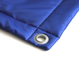 Где использовать пологи и тенты с утеплением и чем они лучше стандартных укрытий