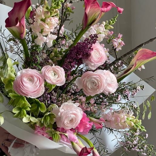 Авторские букеты: искусство, вдохновение и индивидуальность