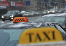 Блогера-таксиста Садыкова осудили на 100 часов работ за оскорбление представителей власти