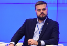 Депутат Туров назвал ритуальным решением введение Киевом санкций против 119 россиян