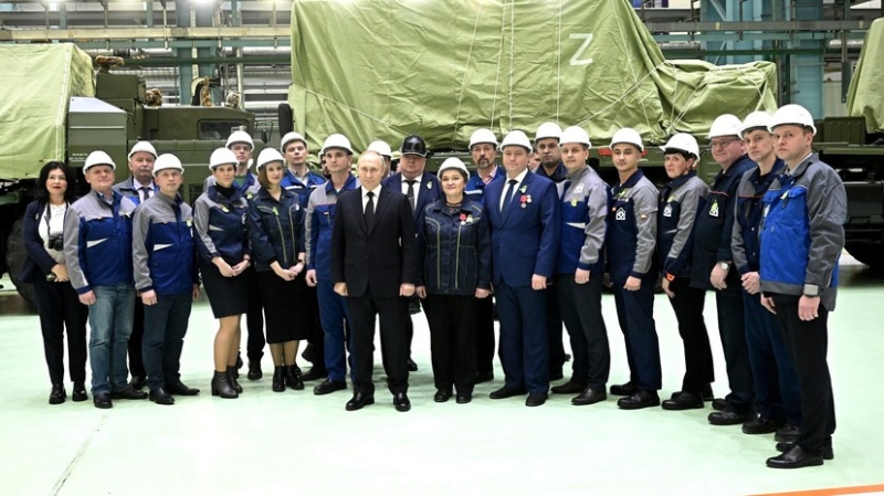 «Единство и сплочённость многонационального народа»: Путин выразил уверенность в победе России в спецоперации на Украине