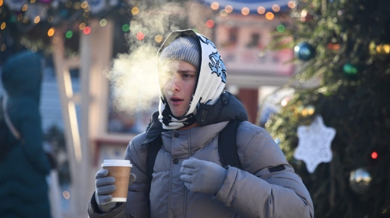 Гастроэнтеролог назвал последствия употребления очень горячих напитков зимой