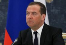 Медведев отреагировал на обращение США к российскому народу