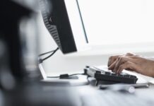 Минцифры: более 1 млн заявлений на единое пособие на детей подали на «Госуслугах»