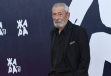 Певец, актёр, режиссёр, сценарист: в Грузии скончался Вахтанг Кикабидзе