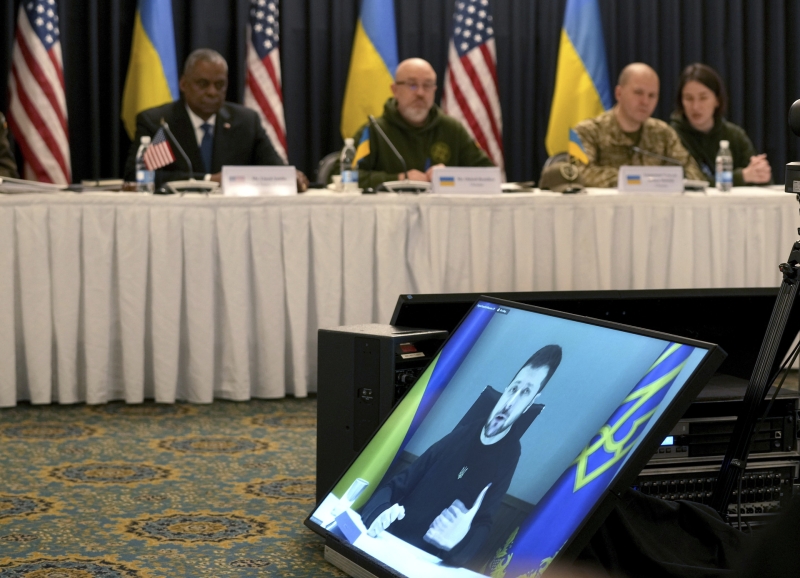 &laquo;Подминают под себя страны&raquo;: почему в НАТО призвали Южную Корею оказать военную помощь Украине