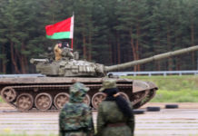 Подразделение мехбригады ВС Белоруссии совершает марш в рамках слаживания РГВ