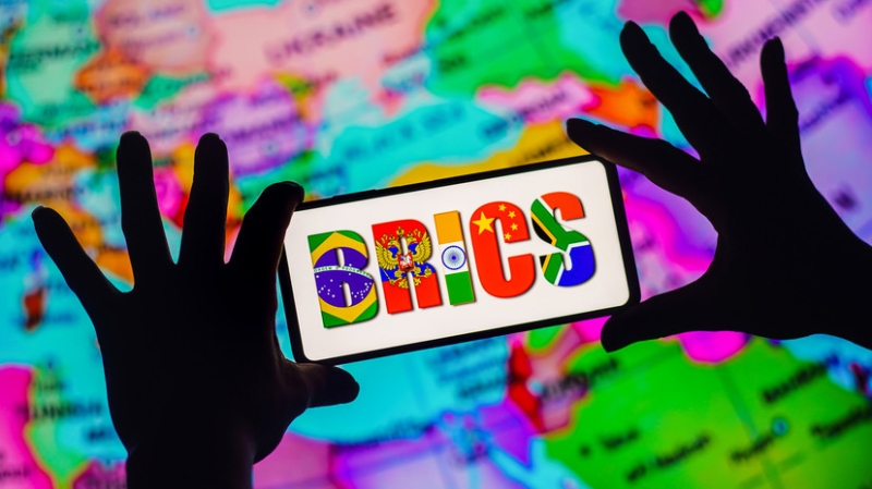 Посол ЮАР в России заявил, что около 13 стран заинтересованы в присоединении к БРИКС