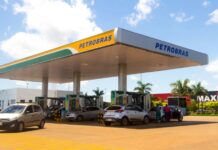 Президент Бразилии Лула да Силва отменил приватизацию госкомпаний