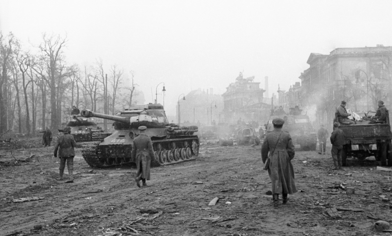 «Самые ответственные участки фронта»: какой путь прошла 1-я гвардейская танковая армия