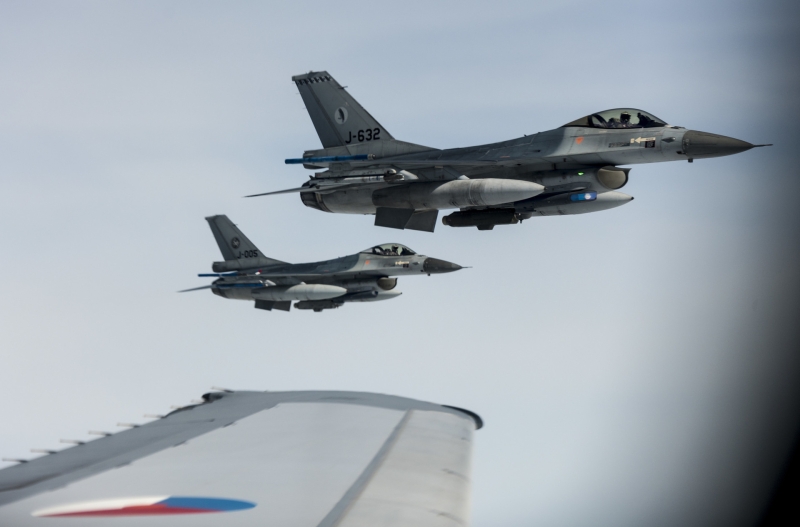 &laquo;Серьёзных обсуждений не было&raquo;: как развивается ситуация вокруг возможных поставок Украине истребителей F-16