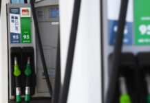 Топливный ориентир: как могут измениться цены на бензин и дизель в России в 2023 году