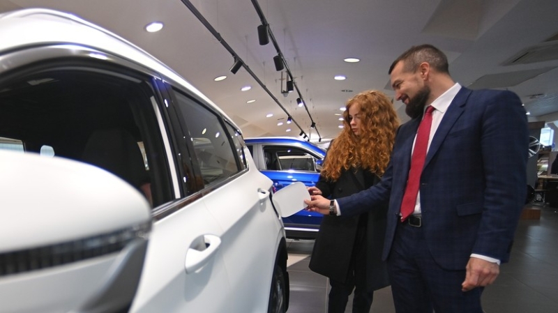 Восточный разгон: в 2023 году доля продаж китайских автомобилей в России может вырасти до 40%