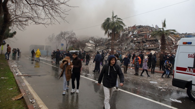 Число погибших при землетрясении в Турции выросло до 1651