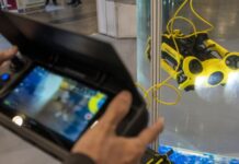 Глава МО Дедондер: Бельгия намерена обучить военных ВСУ управлению подводными дронами