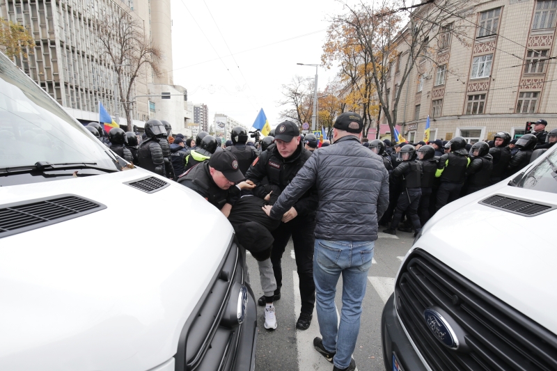 &laquo;Готова практически на всё&raquo;: зачем президент Молдавии обвинила Россию в подготовке диверсий в стране