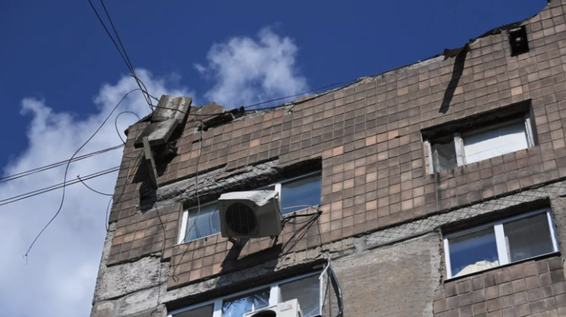 Один мужчина пострадал при обстреле боевиками ВСУ пригорода Донецка