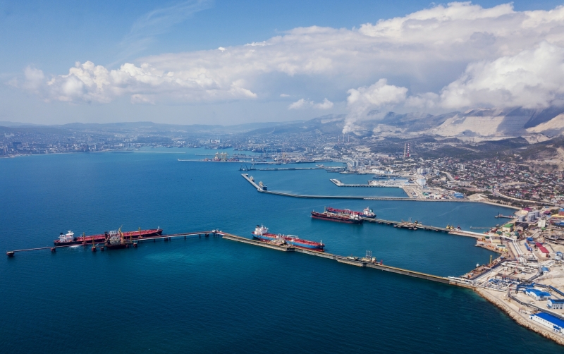 По ценам выше потолка: как Россия наращивает продажу нефти в условиях ограничений со стороны Запада