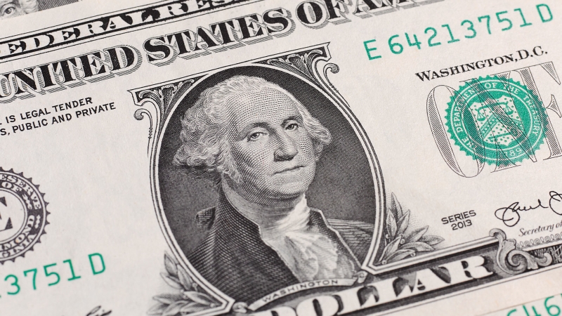 Равновесный ориентир: как могут измениться валютные курсы в феврале