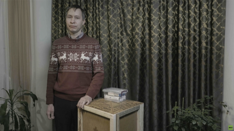 &laquo;Там все свои&raquo;: в подмосковной Ивантеевке волонтёры собирают посылки для военнослужащих СВО