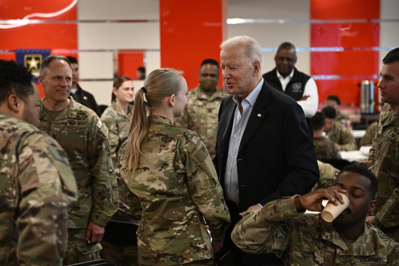 &laquo;Уязвимых точек стало больше&raquo;: зачем Байден планирует посетить Польшу