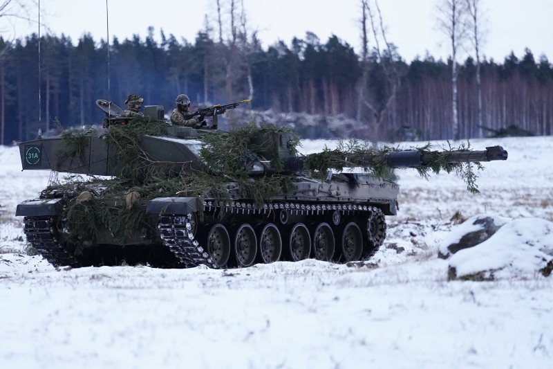 Вклад в эскалацию: как Великобритания подталкивает другие страны к поставкам Украине истребителей