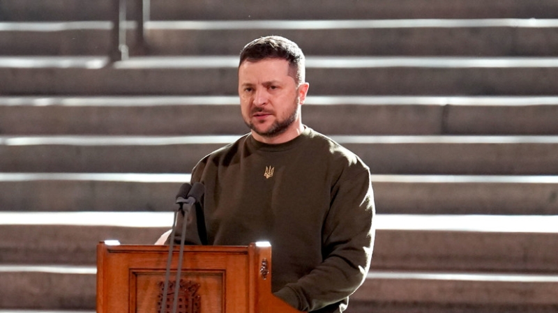 Зеленский заявил, что Макрон изменил свою позицию в отношении России