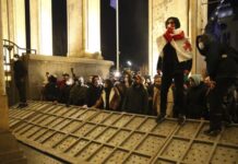 Митингующие в Грузии анонсировали продолжение акции протеста в Тбилиси
