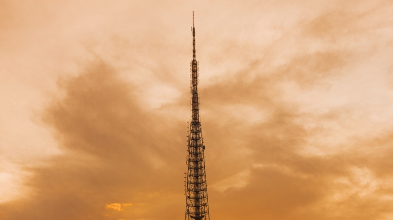 На телебашне в Брянске появилась надпись &laquo;Фёдор, ты &mdash; наш герой!&raquo;