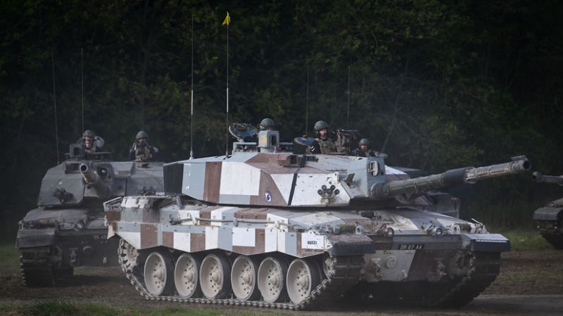 &laquo;Новая ступень эскалации&raquo;: к каким последствиям может привести поставка ВСУ снарядов с обеднённым ураном