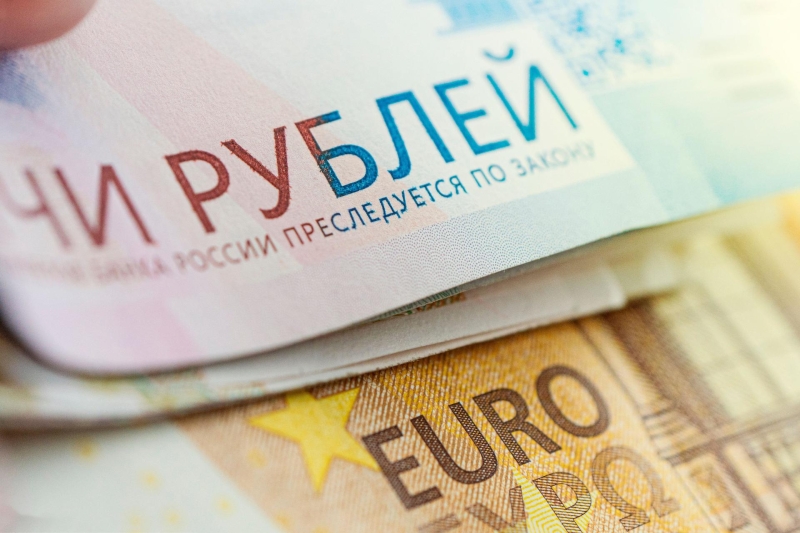 Перед разворотом на Восток: почему в 2022 году Россия нарастила товарооборот с Европой до максимума за восемь лет