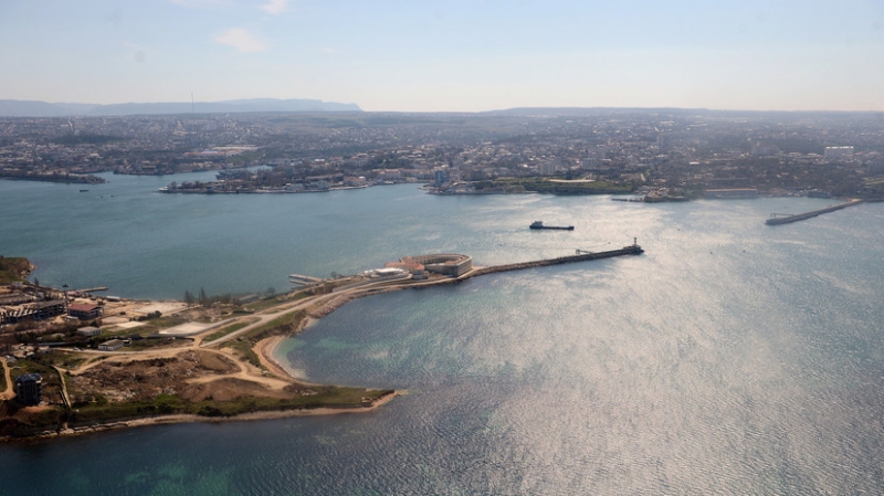 &laquo;Попытались проникнуть в бухту&raquo;: в Севастополе заявили об отражении атаки беспилотников