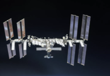 Российские космонавты с борта МКС поздравили женщин с 8 Марта