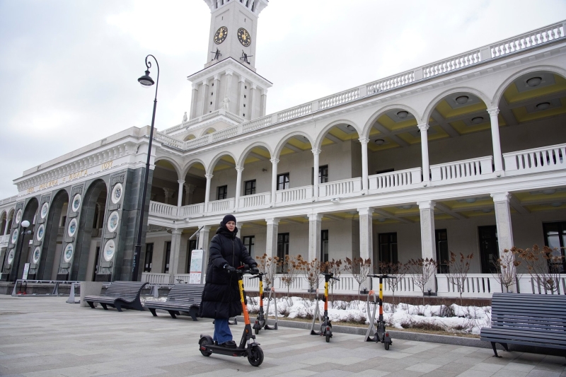 Соцвыплаты в новых регионах и эксперимент по продаже рецептурных лекарств: что изменится в жизни россиян в марте