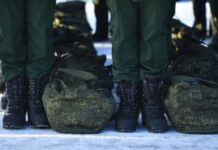 «В целях гарантированного получения образования»: в Госдуму внесли законопроект о повышении призывного возраста