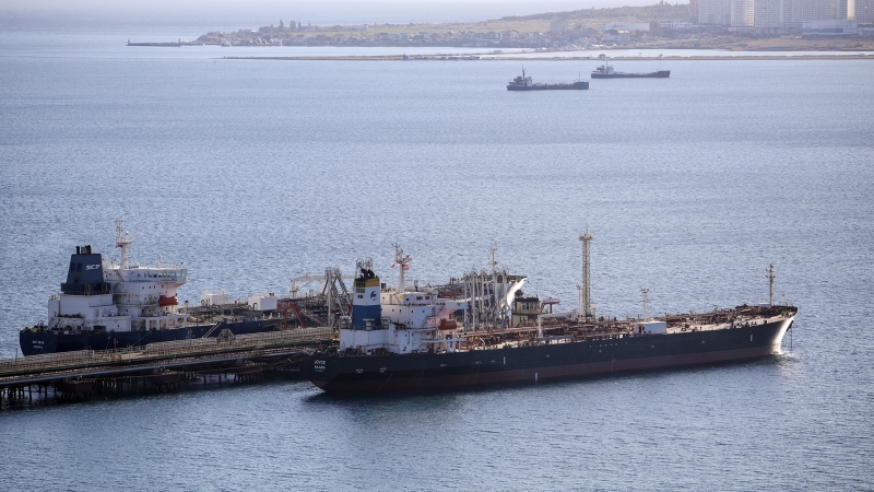 «Ведётся плотная работа»: как Россия смогла полностью перенаправить поставки своей нефти в условиях ограничений Запада