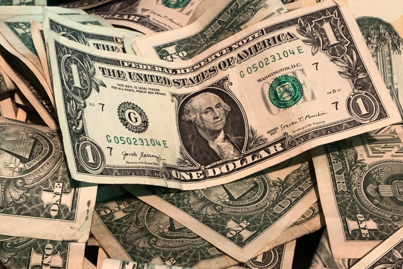 Высокие ставки: чем банкротство американских банков может грозить США и миру