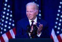 Американский конгрессмен Госар заявил о новом поражении Байдена от Путина на Украине