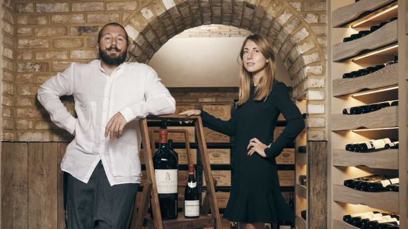 &laquo;Циничный подход&raquo;: как гражданская жена поддерживающего ВСУ Чичваркина занялась бизнесом в России