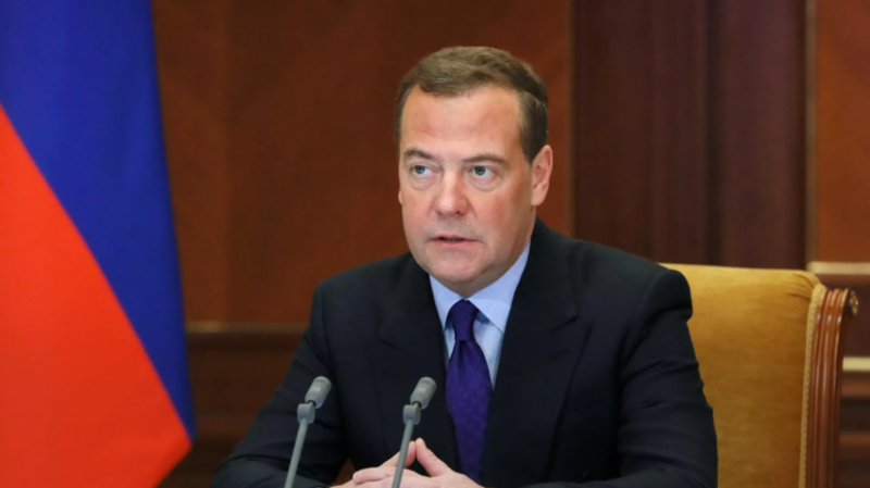 Медведев заявил, что в случае войны России и НАТО Польша исчезнет вместе с её премьером