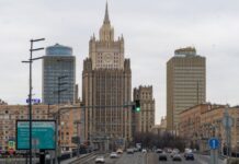 Песков: невыдача виз российским журналистам должна стать темой для разговора в ООН