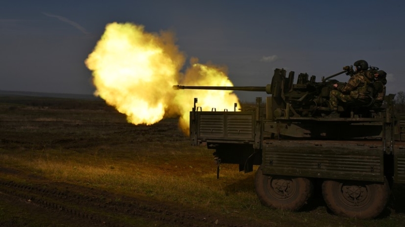 Поддержку штурмовым подразделениям оказывают ВДВ и авиация: в Минобороны РФ рассказали о ходе освобождения Артёмовска