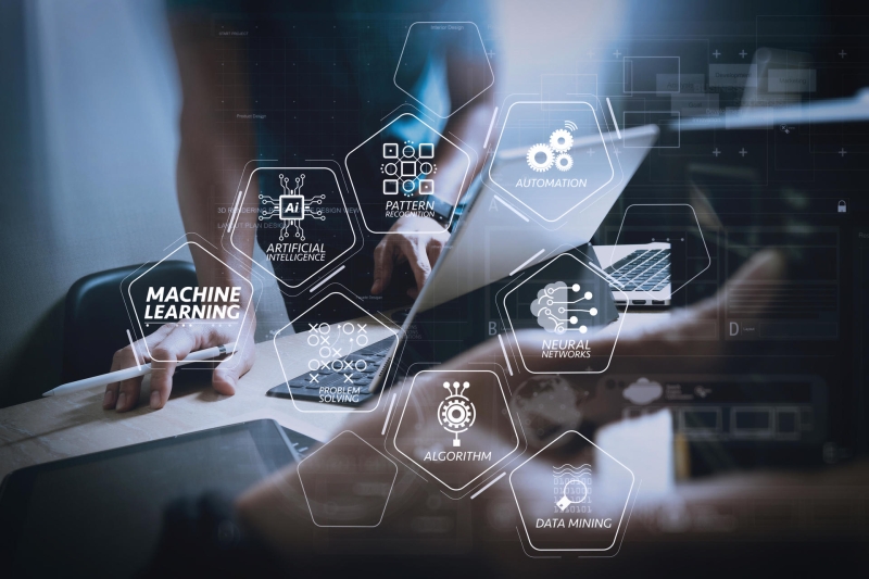 &laquo;Подстегнуть людей к развитию&raquo;: доцент ИТМО &mdash; о замещении профессий нейросетями и возможностях ИИ