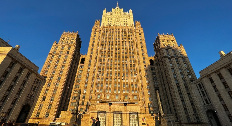 &laquo;Проблема не в недостатке планов&raquo;: в МИД России отреагировали на телефонный разговор Си Цзиньпина и Владимира Зеленского